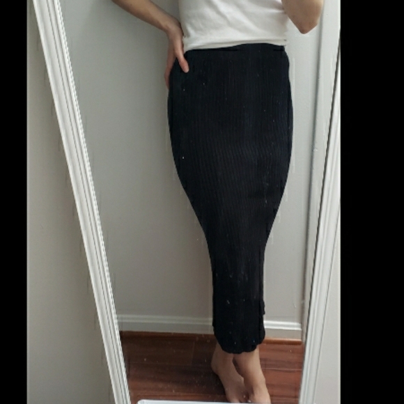 Zara skirt - Picture 1 of 3